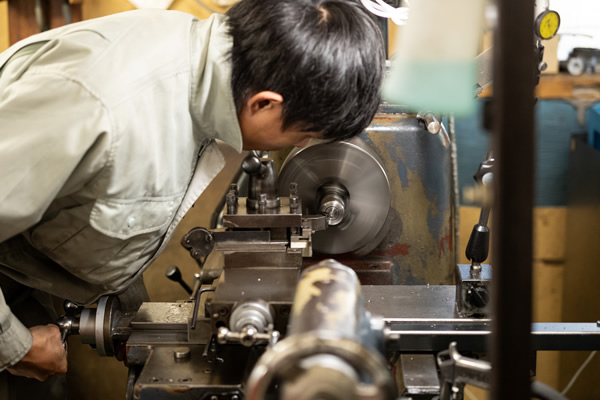 factory03.jpg